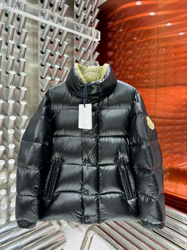 Moncler sz1-5 26yr206