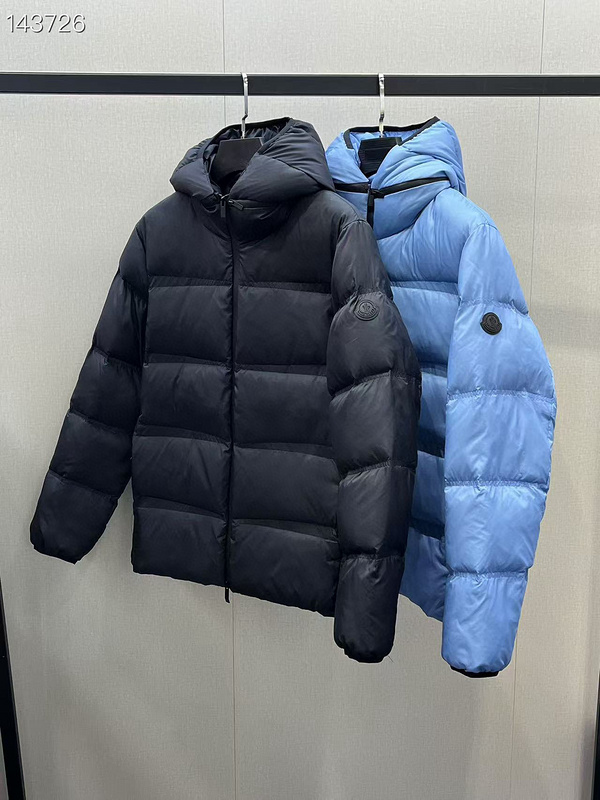 Moncler sz1-5 26yr303