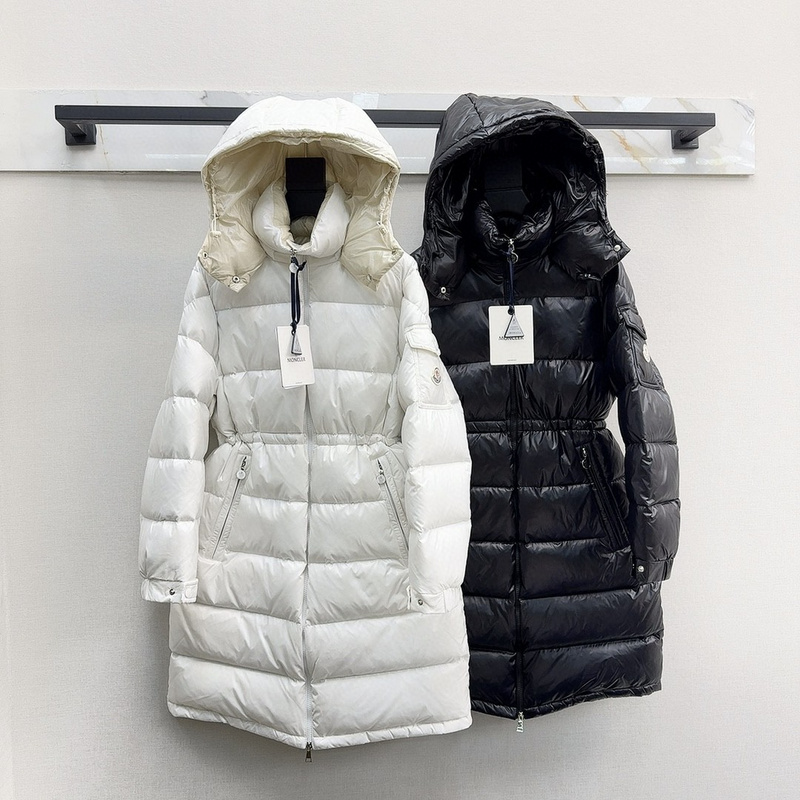 Moncler sz0-3 26yr318