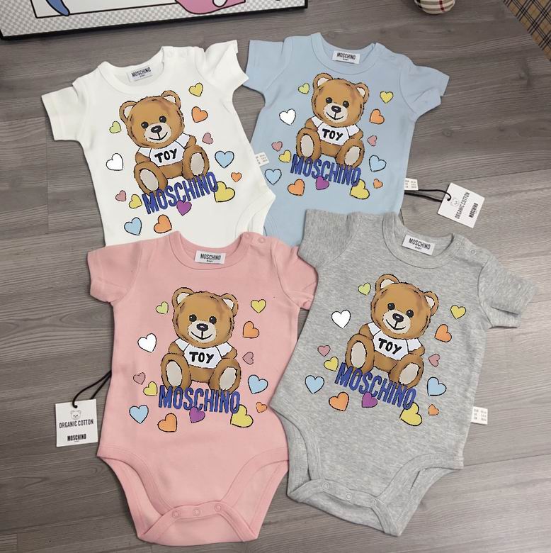 Moschino sz59 66 73 80 85 90 04