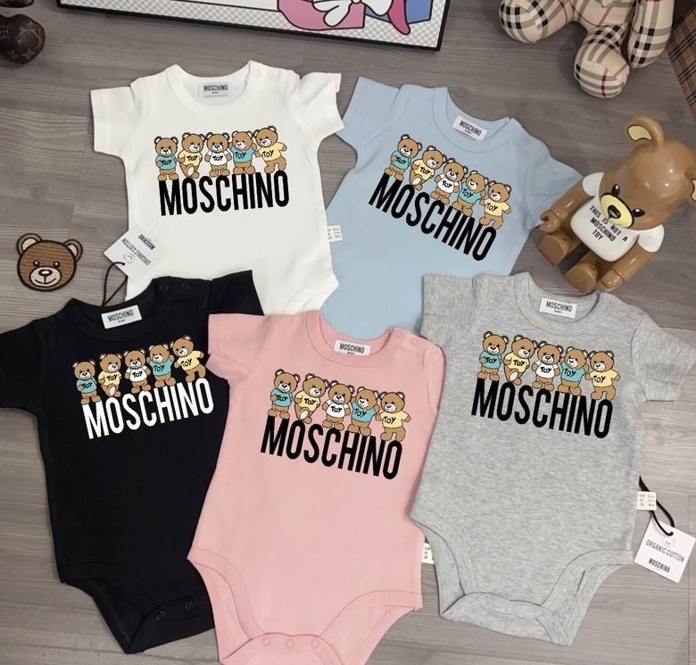Moschino sz59 66 73 80 85 90 17