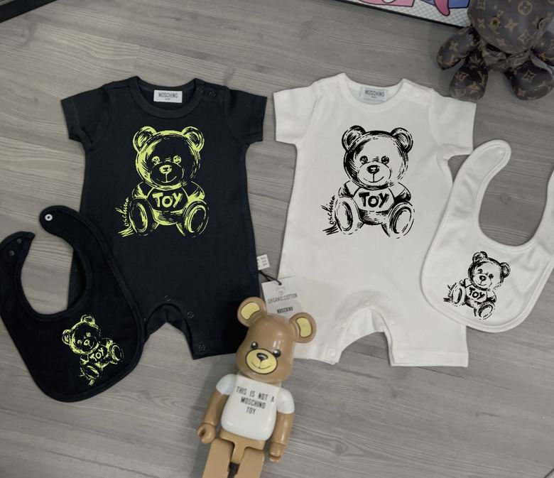 Moschino sz59 66 73 80 85 90 30