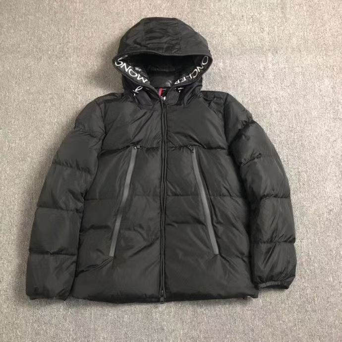 Moncler sz1-5 24cx07