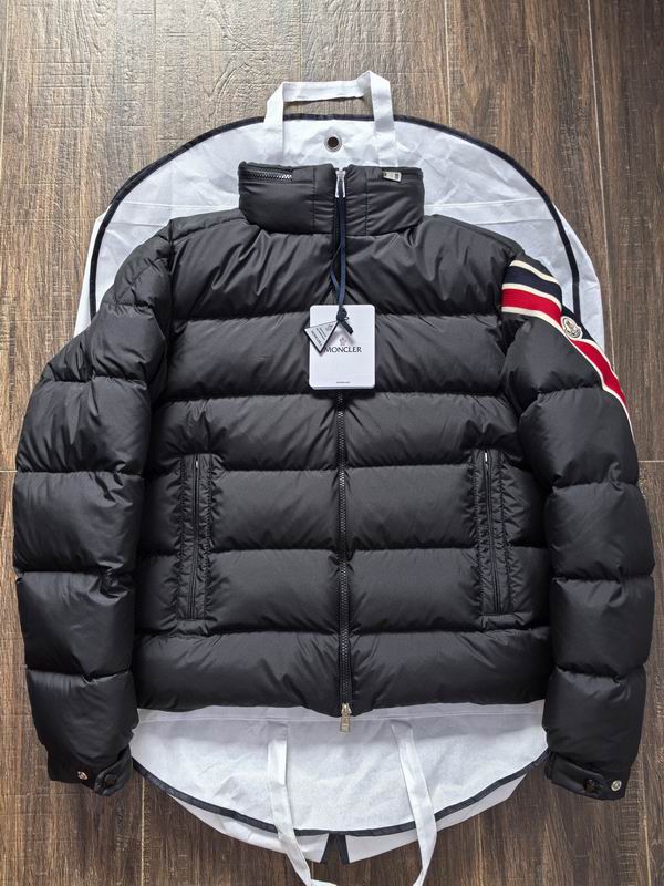 Moncler sz1-5 24cx21