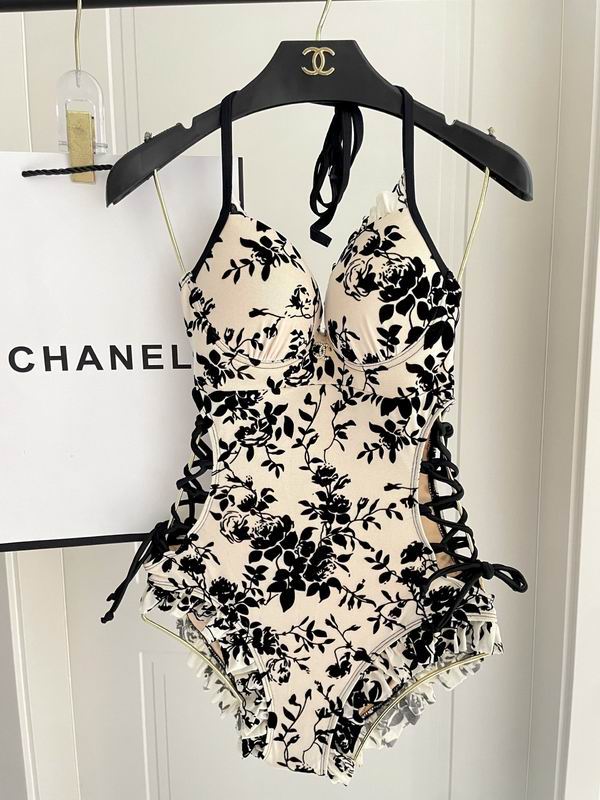 Chanel S-XL 124