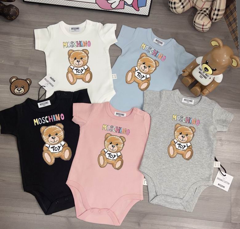 Moschino sz59 66 73 80 85 90 17