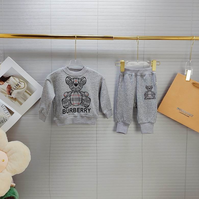 Moschino sz 73 80 90 100  110 31