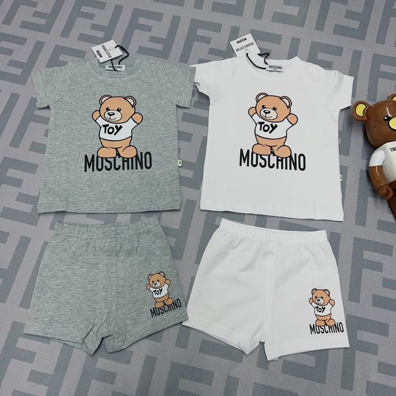 Moschino sz73-100 84