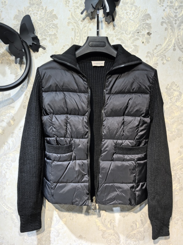 Moncler S-XL 26yr164