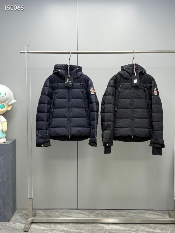 Moncler sz1-5 26yr204