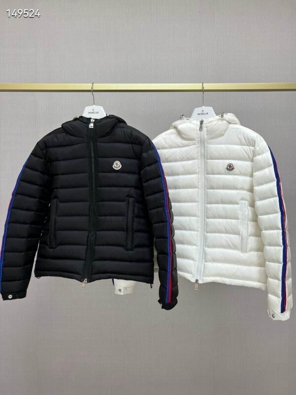 Moncler sz1-5 26yr284