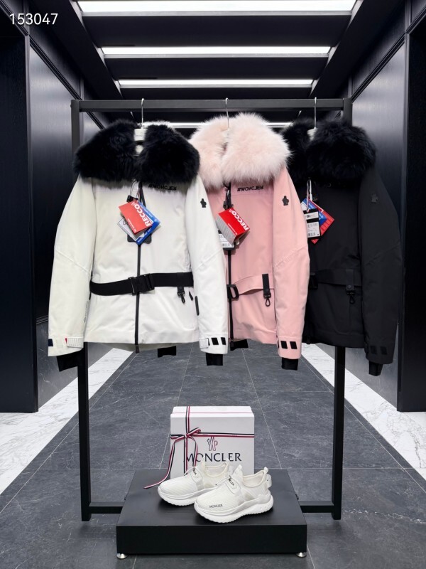 Moncler sz0-2 26yr299