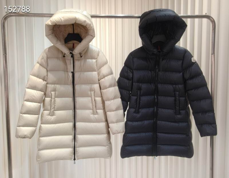 Moncler sz1-4 26yr335