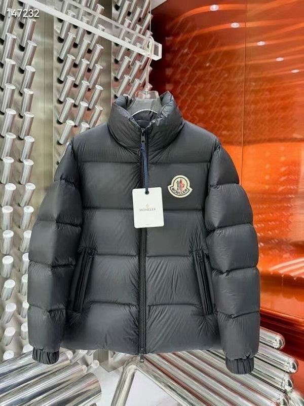 Moncler sz1-5 26yr436