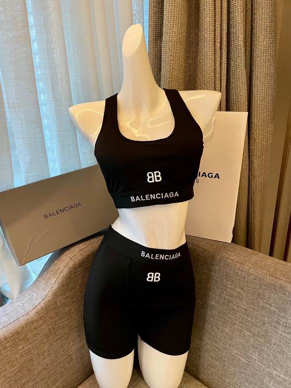 Balenciaga Ӿװ 1110